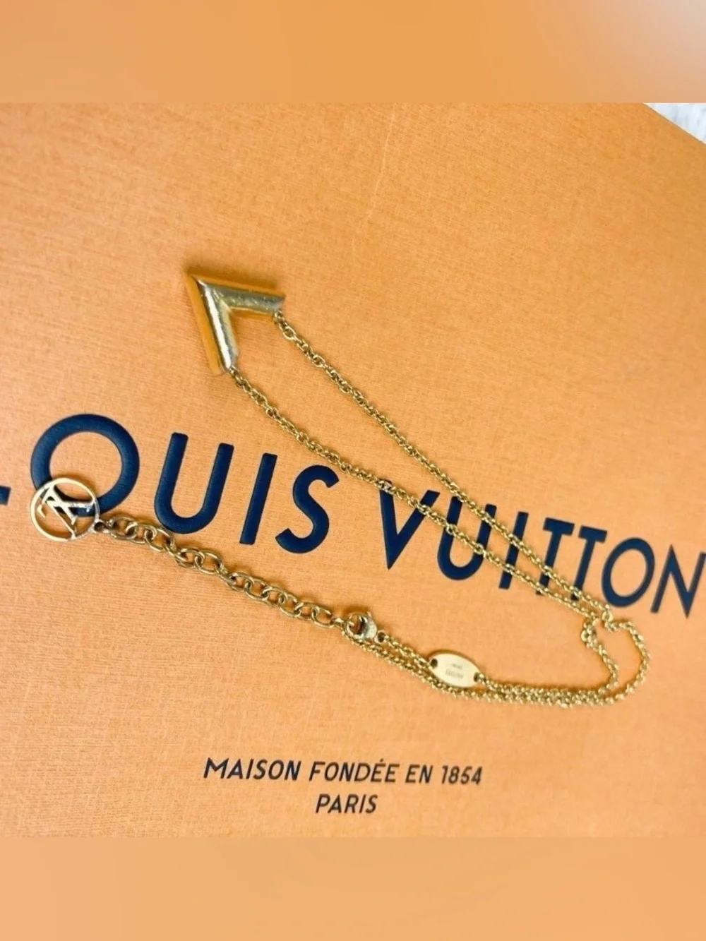 Louis Vuitton louis vuitton